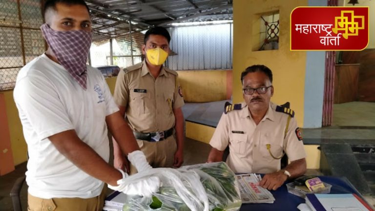 PicsArt_04-20-12.34.07