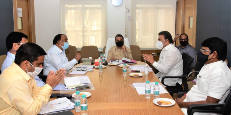 Hon-Balasaheb-Patil-meet-photo-750x375