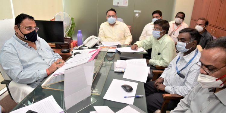 State-Min-Rajendra-Yadravakar-Meet-1-750x375