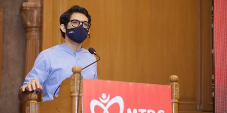 Min-Aditya-Thackeray-at-MTDC-Prog-2-750x375