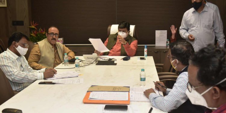 Min-Uday-Samant-Meeting-1-750x375