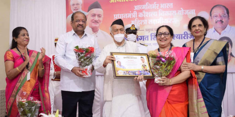 Governer-Photo-750x375