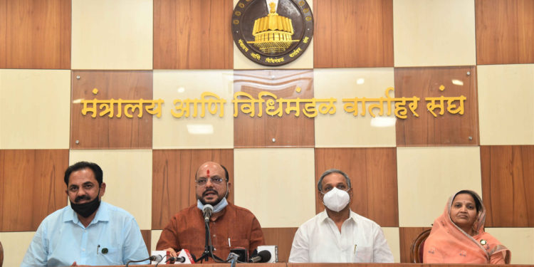 Min-Gulabrao-Patil-Press-photo-750x375