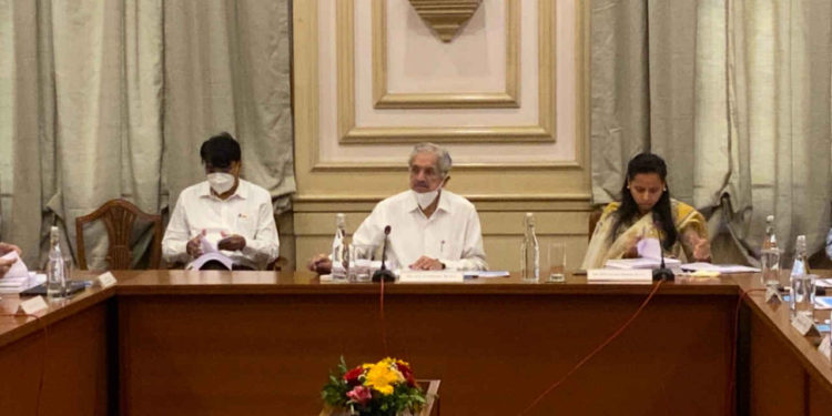 Min-Subhash-Desai-Meeting-1-750x375