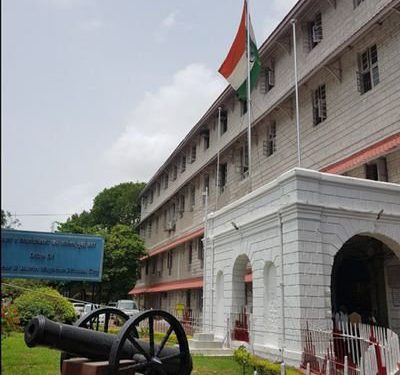 collector-of-mumbai-400x375 (1)