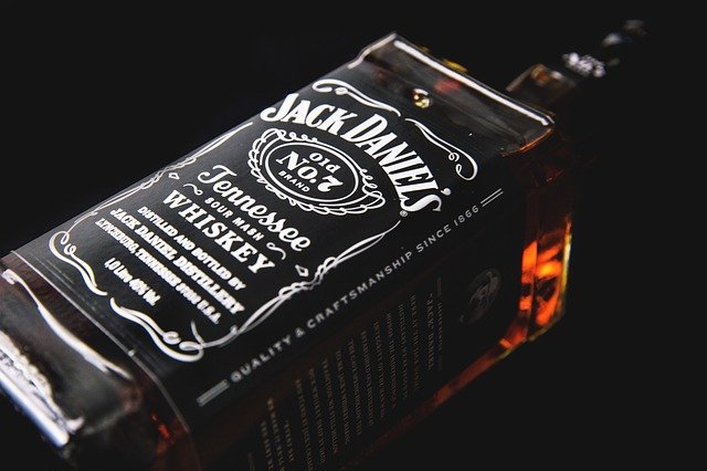 jack-daniels-2564534_640