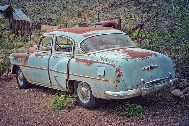 antique-car-4301653_640