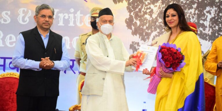 Raj-Bhavans-first-‘Artists-and-Writers-in-Residence-programme-concludes-0-1140x570