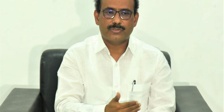 Min-Rajesh-Tope-Press-Conf-1-1140x570 (1)