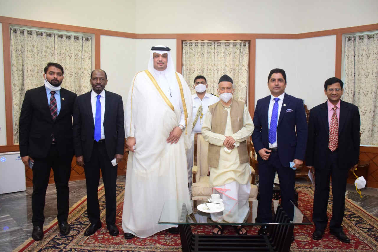 Qatar-Consul-calls-on-Maharashtra-Governor-3