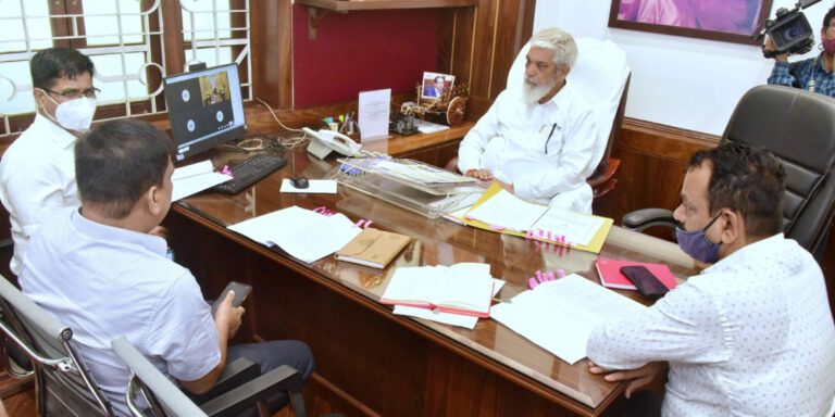 dadaji-bhuse-1140x570