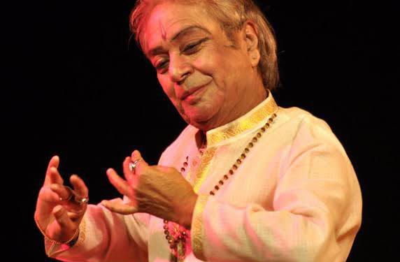 BIRJU-MAHARAJ-2-572x375