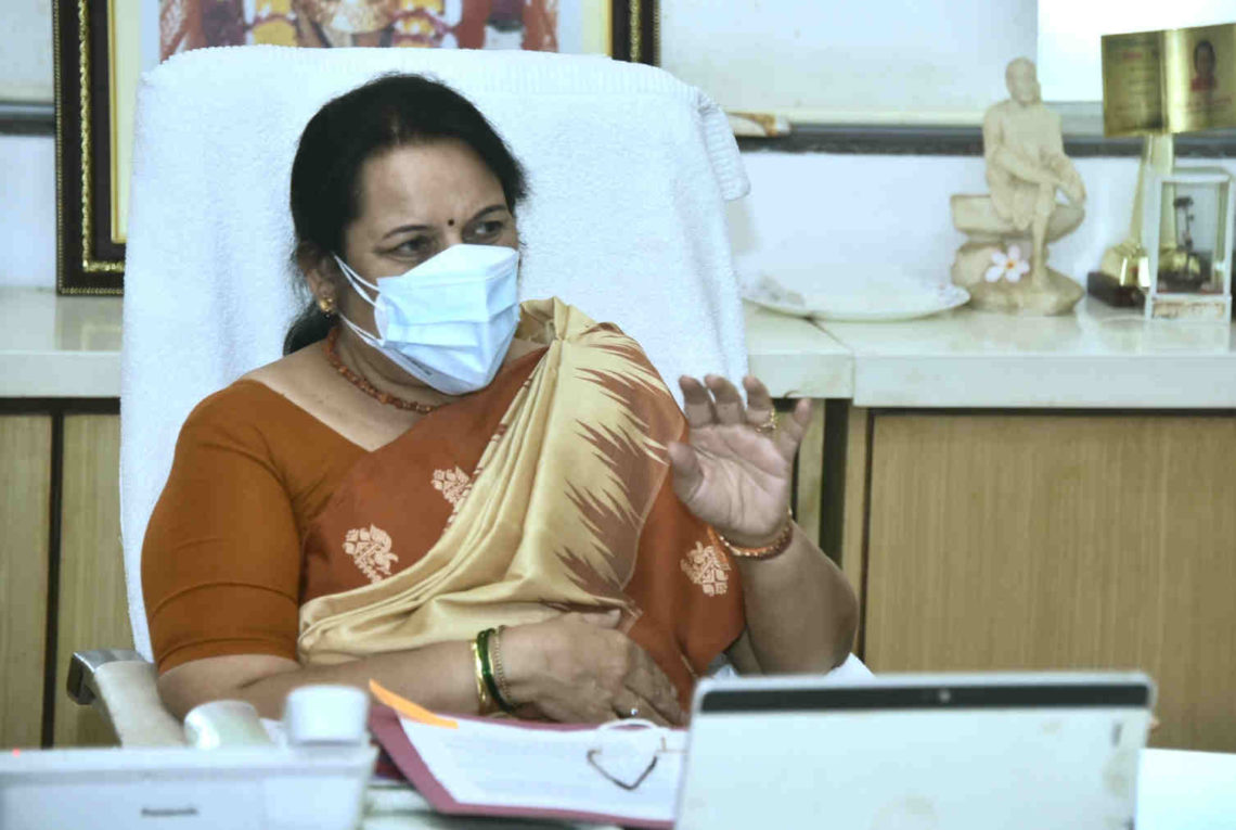 Neelam-gorhe1-1140x765