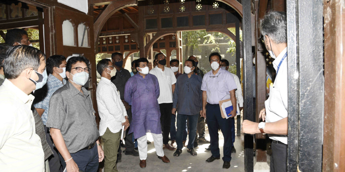 मा.उच्च-व-तंत्र-शिक्षण-मंञी-ऊदय-सांमत-यांची-सर-ज.जी.-कला-संचालनालय-येथे-भेट-1140x570