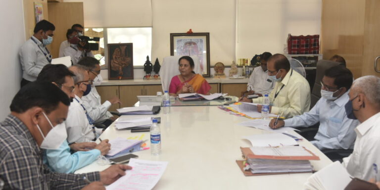 मा.उपसभापती-यांच्या-उपस्थितीत-बैठक-2-1140x570