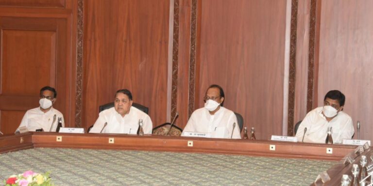 CF06948B-5EEF-4166-B8A5-D40FC0644400