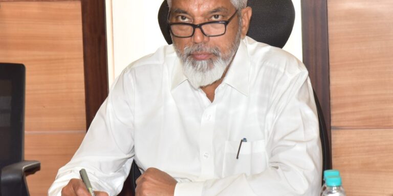 Dadaji-Bhuse-1140x570