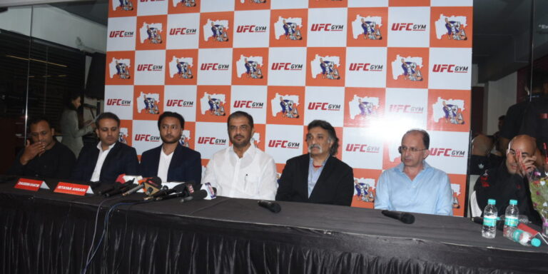 Min-Sunil-kedar-Sir-visited-UFC-GYM-Bandra-2-Copy-1140x570
