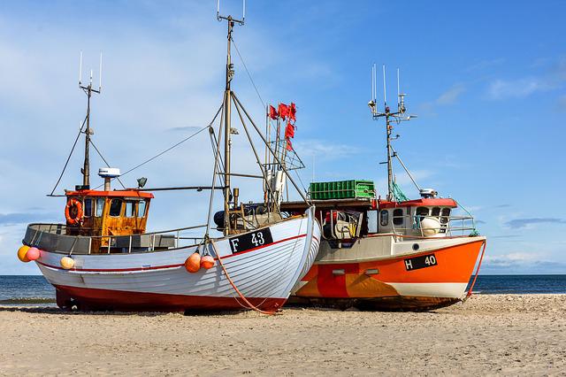 fishing-boat-g93d9e2744_640