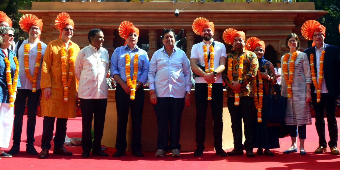 पर्यटन-1-1140x570