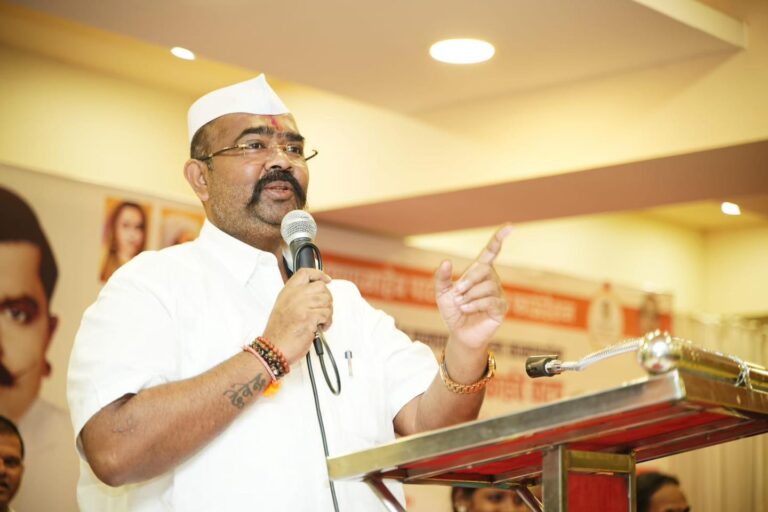 Narendra Jadhav Finger Speech