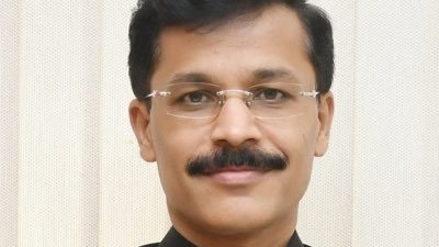 Tukaram Mundhe Close Up