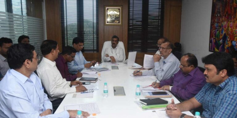 कोयना-जलविद्युत-केंद्र-पोफळी-येथील-प्रकल्पग्रस्तांच्या-समस्या-बाबत-1-1140x570