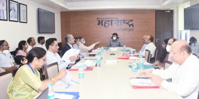 मा.-मुख्य-सचिव-यांच्या-उपस्थितीत-राज्यस्तरीय-तंबाखू-नियंत्रण-समितीची-बैठक.-2-1140x570