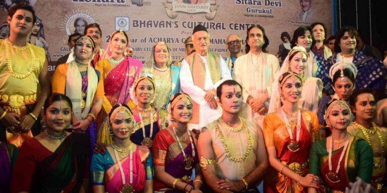 Acharya-Chaube-Maharaj-Mahotsav-01-1-1140x570