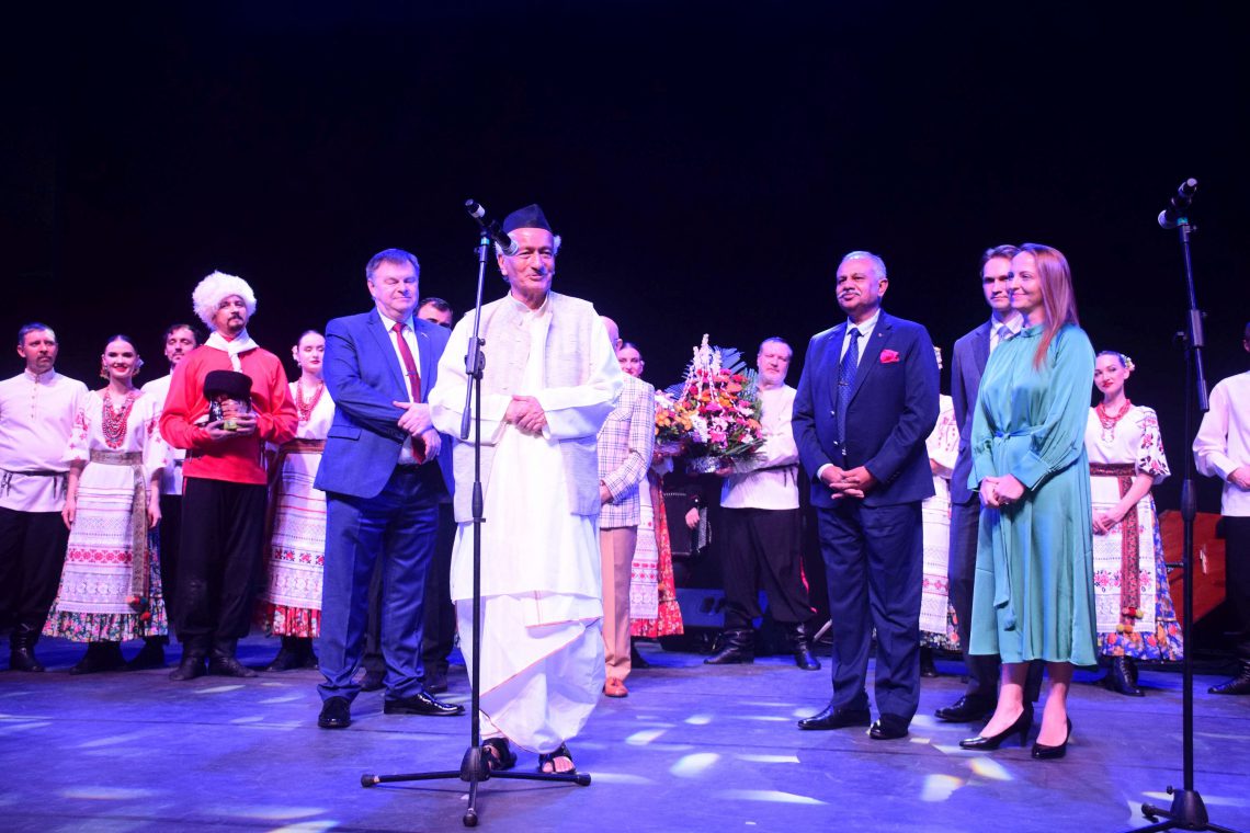 rassian-festival1-1140x760