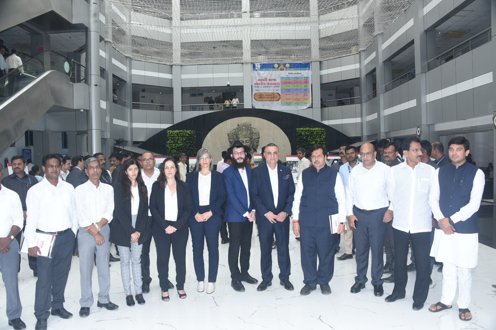 पर्यटन-विभाग-आणि-इस्त्रायल-कॉन्सुलेटतर्फे-चित्रप्रदर्शनाचे-आयोजन-2