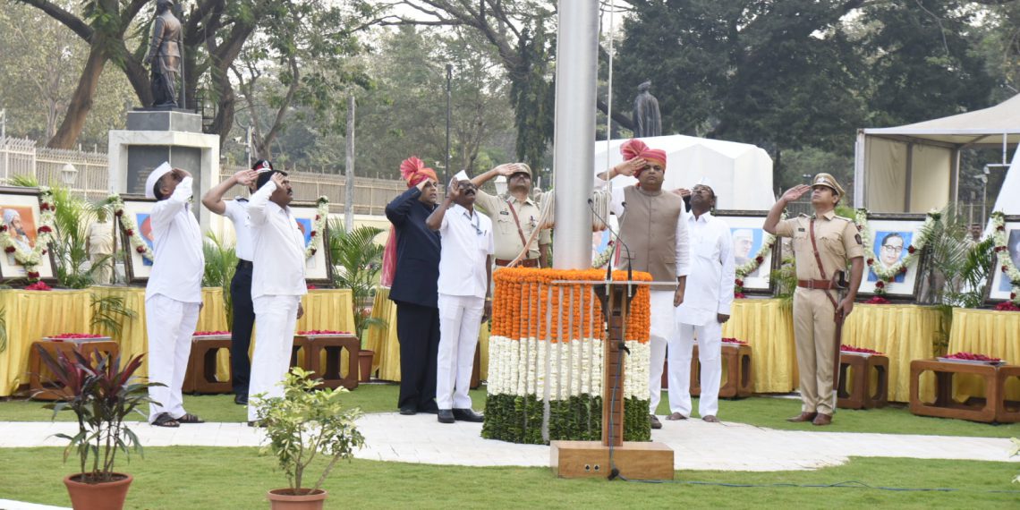 विधान-भवन-येथे-ध्वजारोहण-1140x570