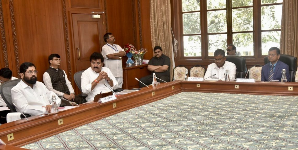 महाराष्ट्र-राज्य-दिव्यांग-वित्त-व-विकास-महामंडळाची-बैठक-2-1140x572