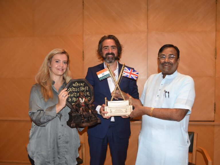 PHOTO-2023-04-15-20-00-21