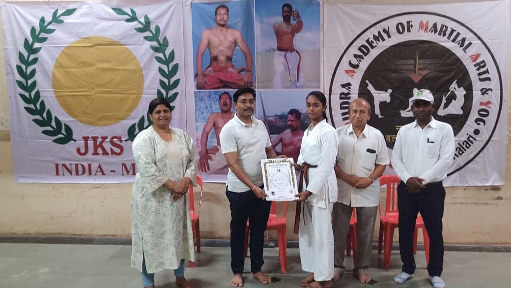 WhatsAppImage2023-05-06at10.45.159B6V