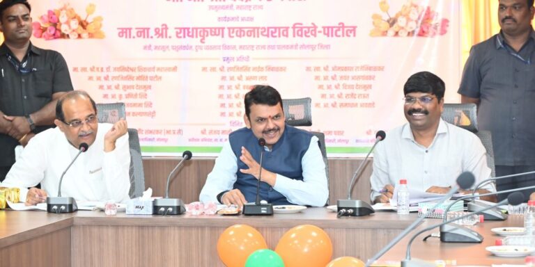 dycm-solapur-meeting-1140x570