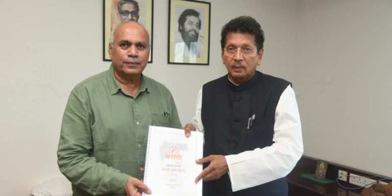 मराठी-भाषा-धोरणाचा-मसूदा-शासनास-सादर-2-1140x570