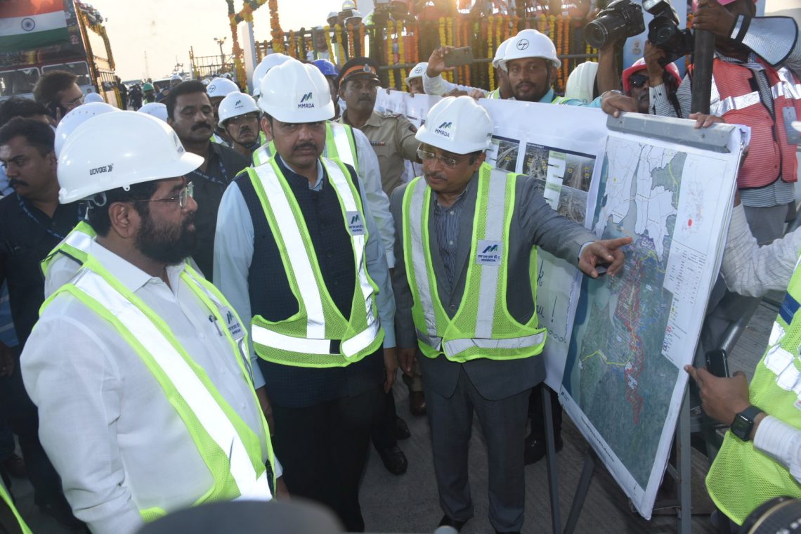 मुंबई-पारबंदर-प्रकल्पांतर्गत-या-समुद्री-पुलाची2-1140x760