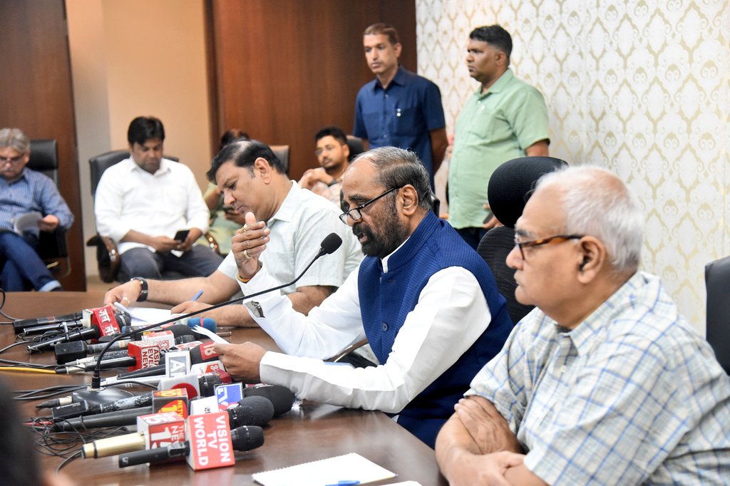 4131F7D4-5727-4F43-960A-62C5D4DA6512