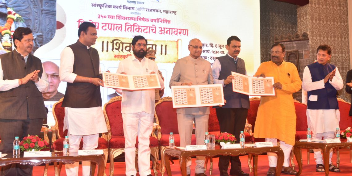 विशेष-टपाल-तिकीटाचे-अनावरण-1-1140x570