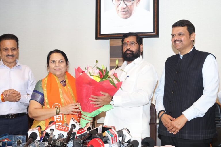 DA939242-CC22-46D2-874A-F06EF9C30D67