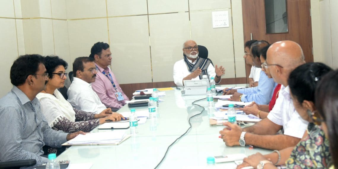 अन्न-नागरी-पुरवठा-व-ग्राहक-संरक्षण-विभागाच्या-योजना-अमंलबजावणी-व-कामकाजाचा-सविस्तर-आढावा