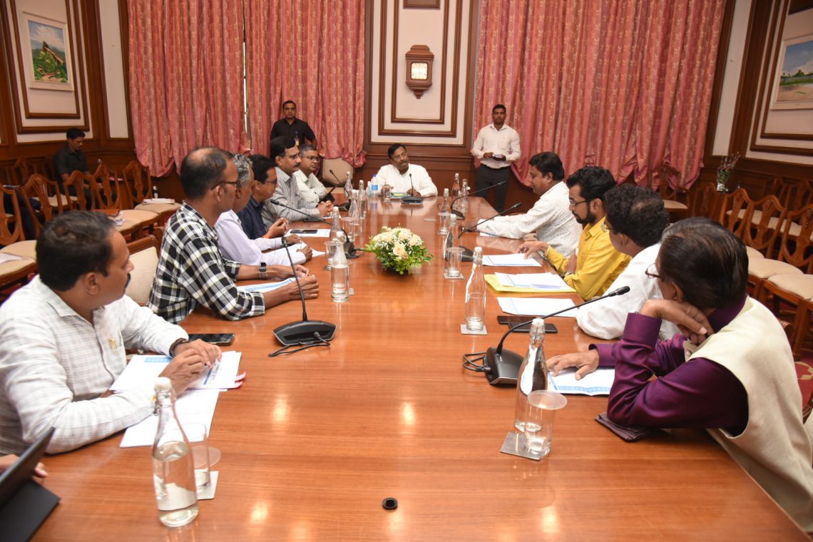 हौशी-नाट्य-कलावंत-संघटना-1140x760