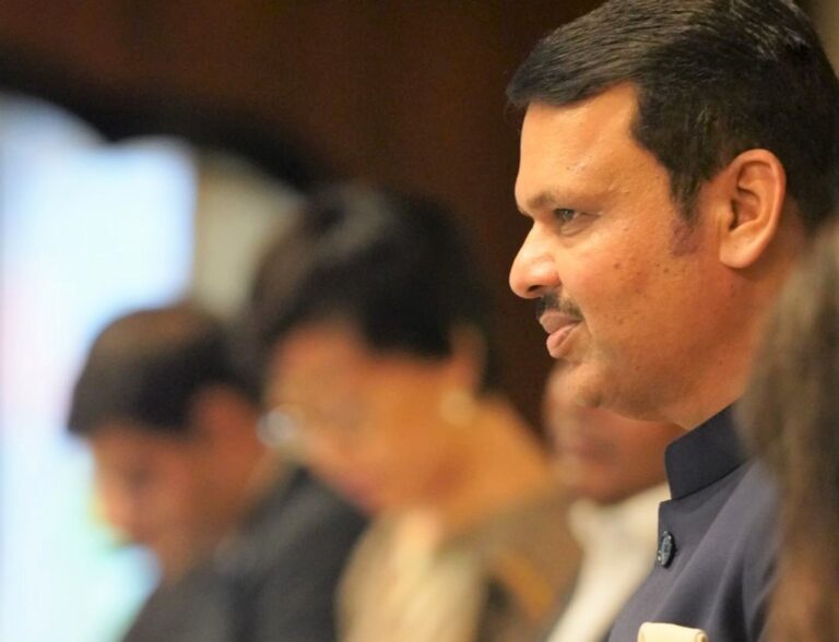 Devendra Fadnavis side good image