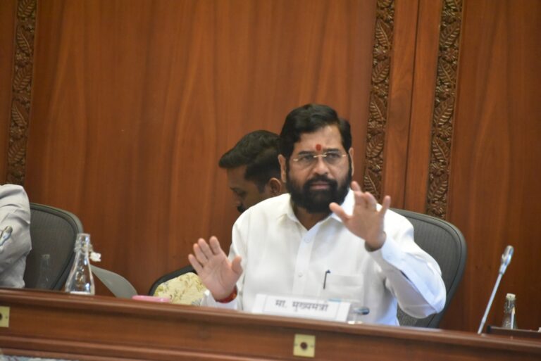 Eknath Shinde Wait Wait Expressions