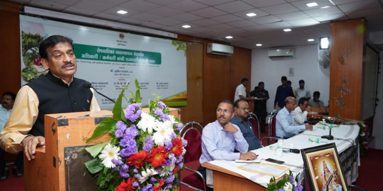 कृषी-महाविद्यालयात-शासकीय-रोपवाटिका-व्यवस्थापनाची-राज्यस्तरीय-कार्यशाळा-1-750x375