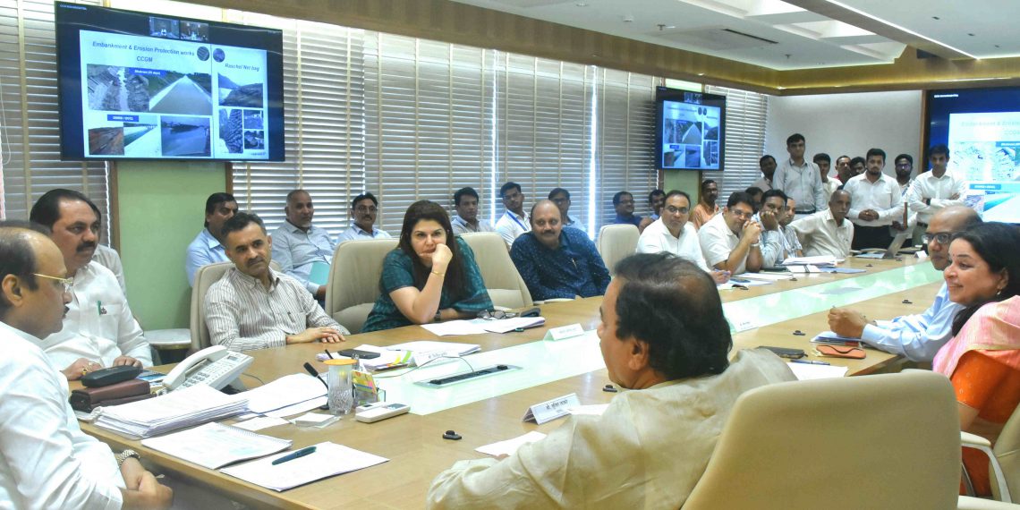 दरड-व-धूप-प्रतिबंधक-कामाबाबत-सादरीकरण-व-बैठक-1-1140x570