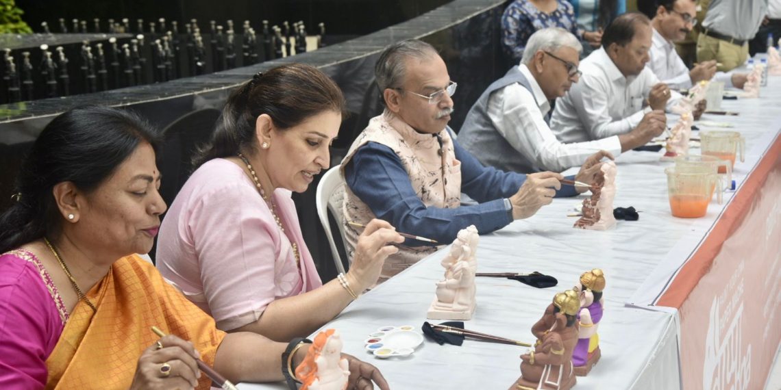 पर्यावरणपूरक-गणेशमूर्ती-कार्यशाळा-3-1140x570