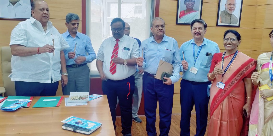 E7E10DE9-0CCE-49D2-AAD0-0543FE895882