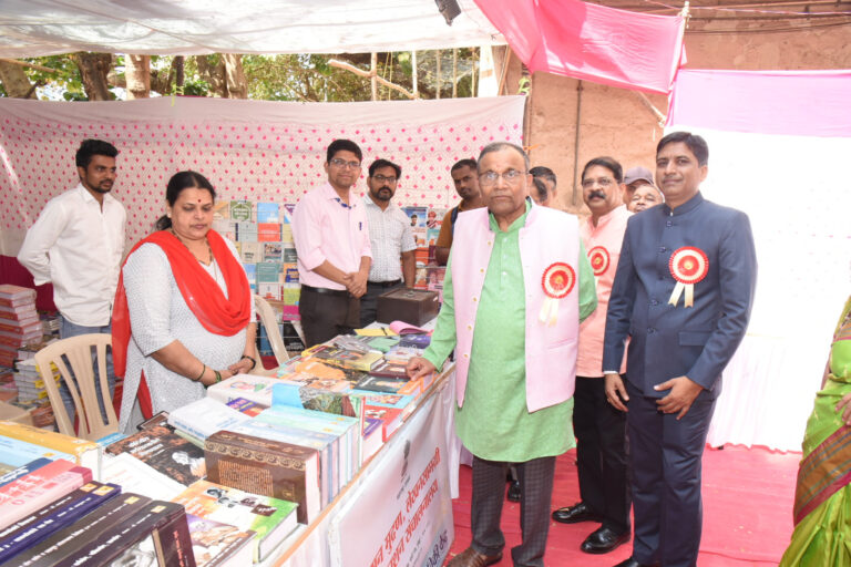 ग्रंथोत्सवाचे-उद्घाटन-2